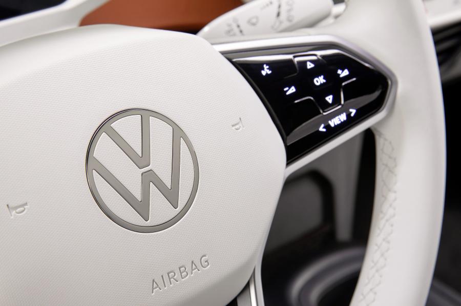  Volkswagen ID.3 1st 2019 года  (WW) (фото 10 из 48)